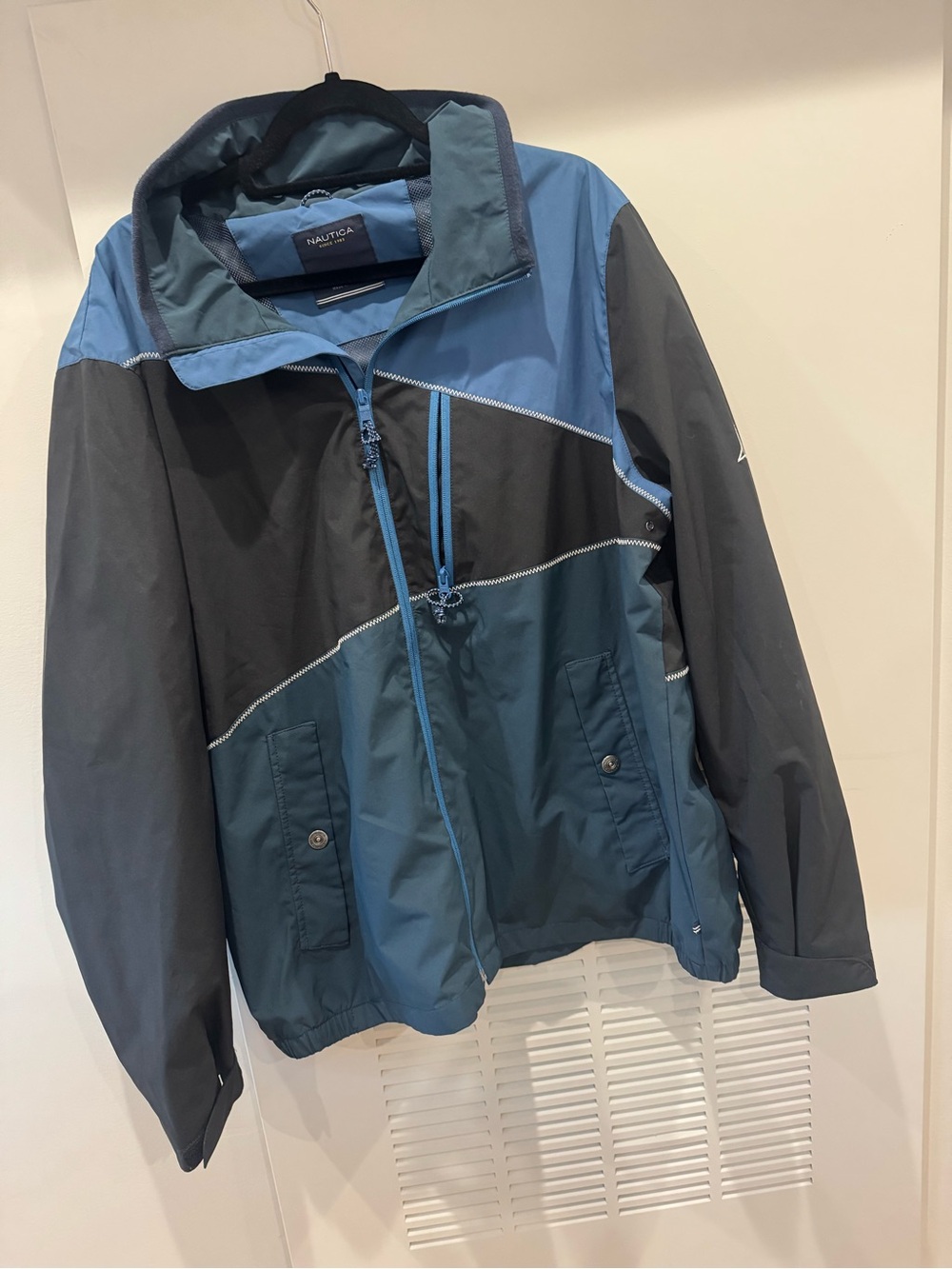 Nautica Men's Multi-Blue Panel Windbreaker Jacket